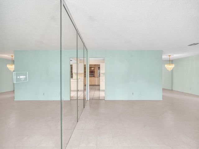 4514 NW 43rd Terrace, Tamarac, FL 33319