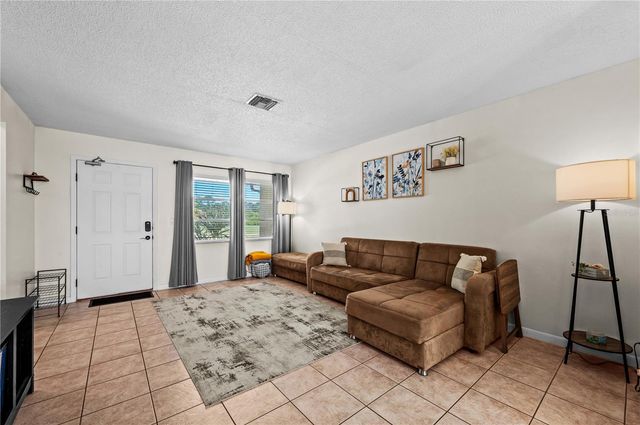 182 BOUNDARY BOULEVARD B, Rotonda West, FL 33947