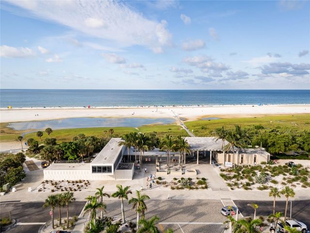 182 BOUNDARY BOULEVARD B, Rotonda West, FL 33947