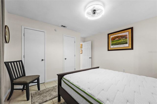 182 BOUNDARY BOULEVARD B, Rotonda West, FL 33947