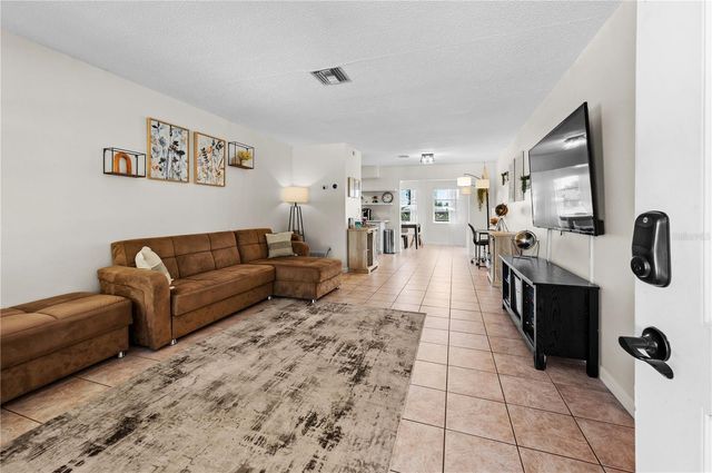 182 BOUNDARY BOULEVARD B, Rotonda West, FL 33947