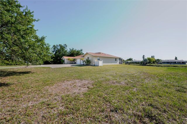 182 BOUNDARY BOULEVARD B, Rotonda West, FL 33947