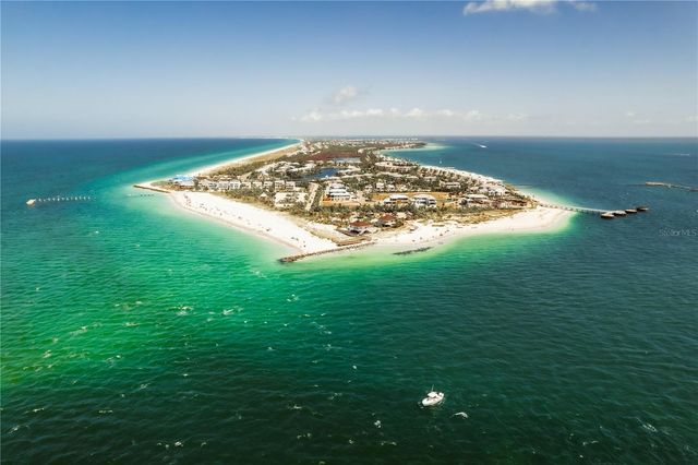 182 BOUNDARY BOULEVARD B, Rotonda West, FL 33947