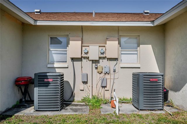 182 BOUNDARY BOULEVARD B, Rotonda West, FL 33947
