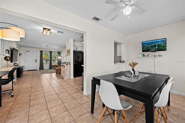 182 BOUNDARY BOULEVARD B, Rotonda West, FL 33947