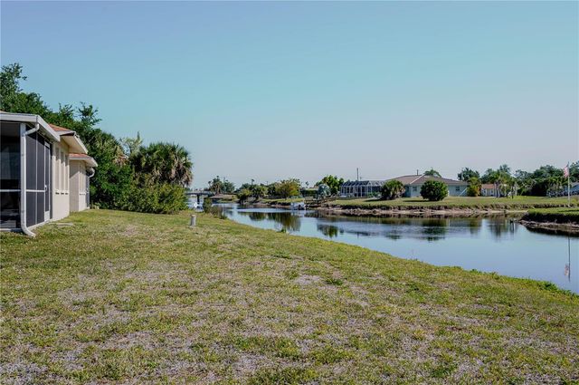182 BOUNDARY BOULEVARD B, Rotonda West, FL 33947