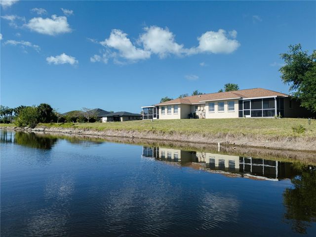182 BOUNDARY BOULEVARD B, Rotonda West, FL 33947