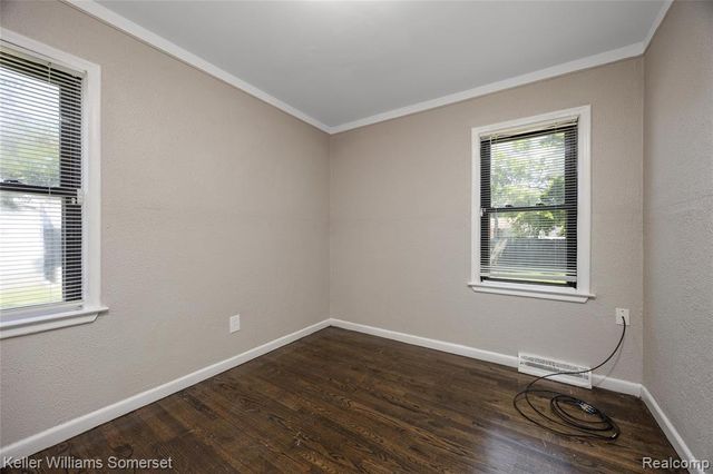 8289 Ford Avenue, Warren, MI 48089