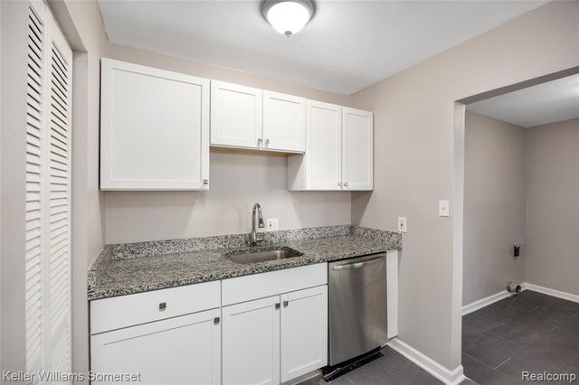8289 Ford Avenue, Warren, MI 48089