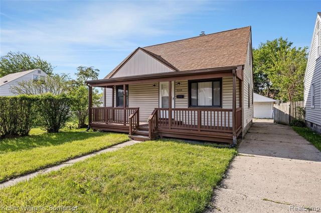 8289 Ford Avenue, Warren, MI 48089