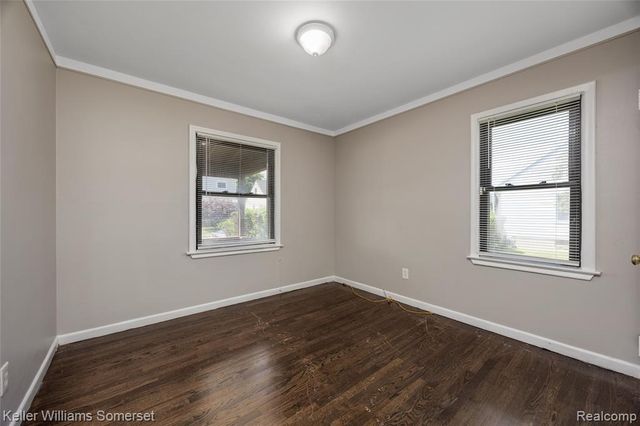 8289 Ford Avenue, Warren, MI 48089