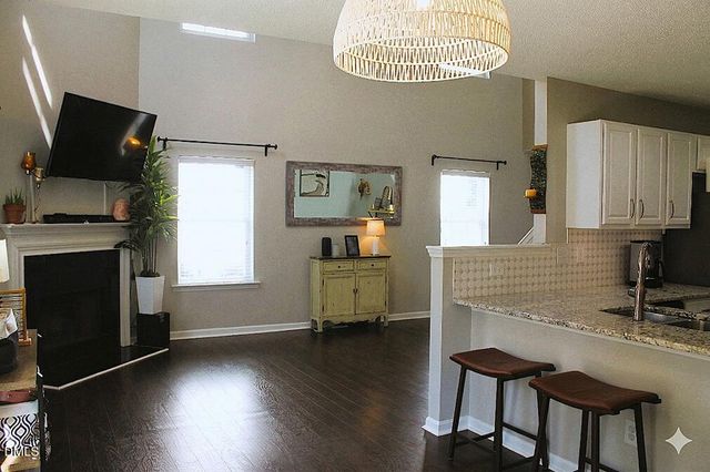 8129 Caliber Woods Drive, Raleigh, NC 27616