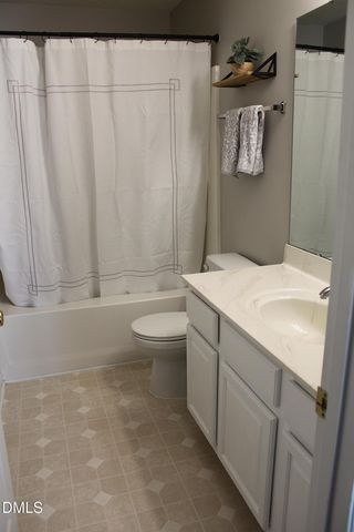 8129 Caliber Woods Drive, Raleigh, NC 27616