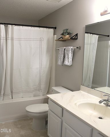 8129 Caliber Woods Drive, Raleigh, NC 27616