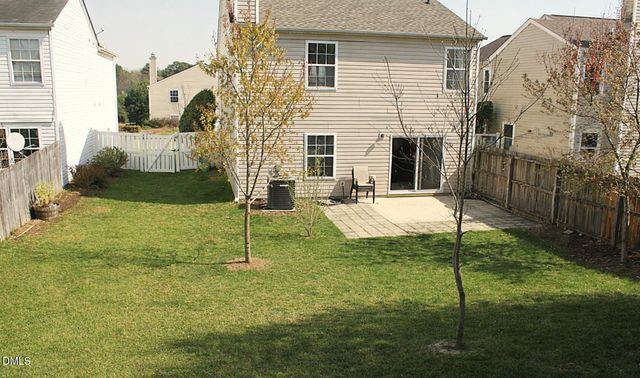 8129 Caliber Woods Drive, Raleigh, NC 27616