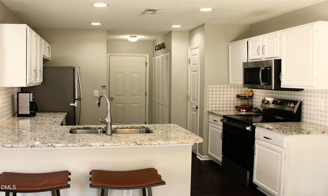 8129 Caliber Woods Drive, Raleigh, NC 27616