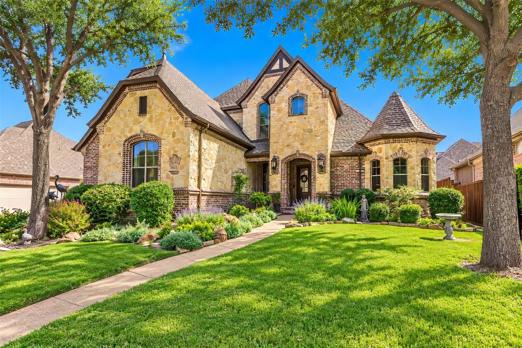 6620 Cedar Grove Drive, North Richland Hills, TX 76182 — exterior