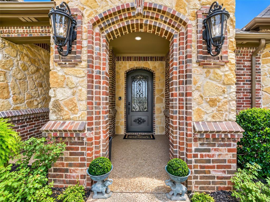 6620 Cedar Grove Drive, North Richland Hills, TX 76182 — photo 2