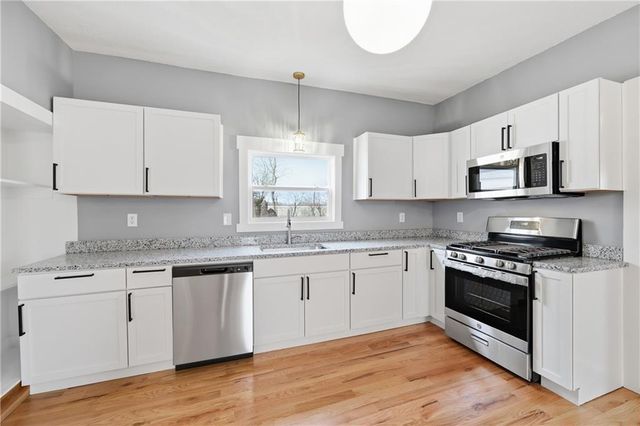 402 S Jefferson Street, Archie, MO 64725