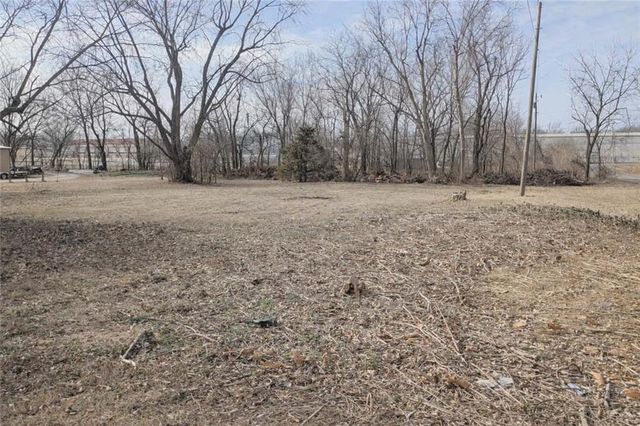 402 S Jefferson Street, Archie, MO 64725