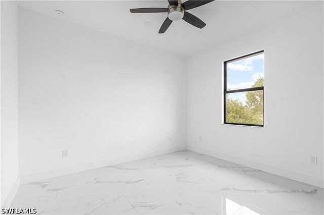 1806 NE 21st PL, Cape Coral, FL 33909