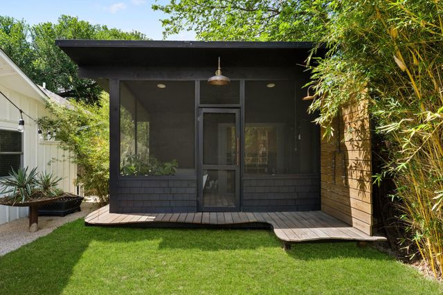 1704 Wethersfield RD, Austin, TX 78703