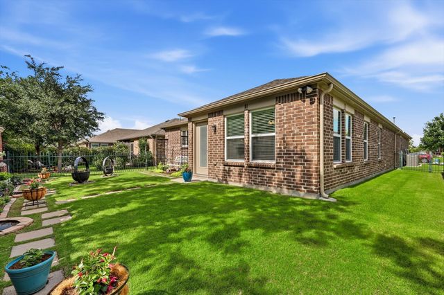 8915 Twin Pines Lane, Frisco, TX 75036