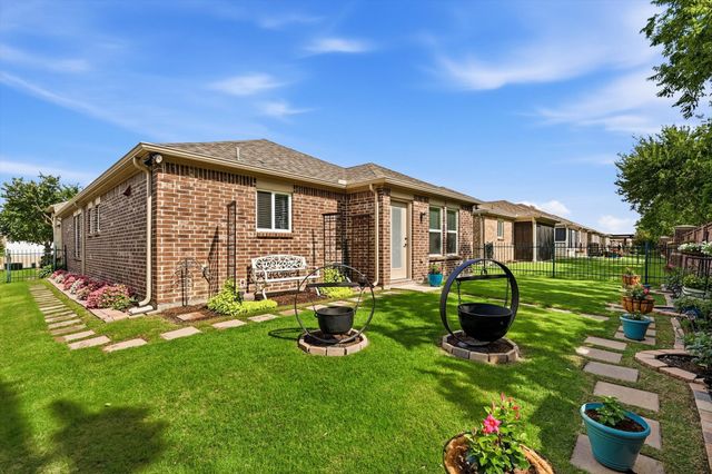 8915 Twin Pines Lane, Frisco, TX 75036