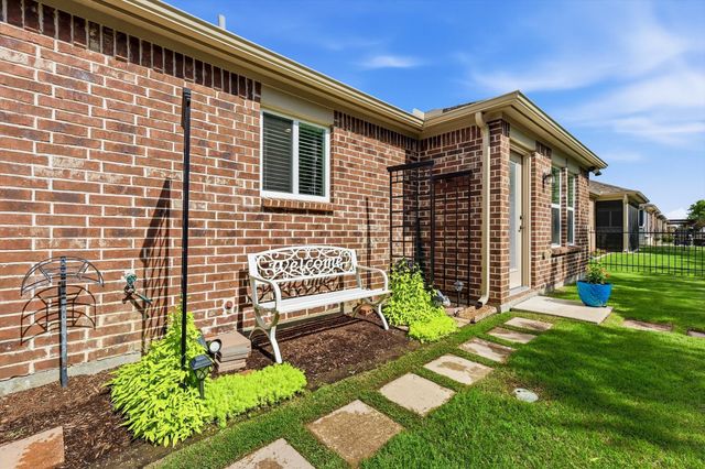 8915 Twin Pines Lane, Frisco, TX 75036
