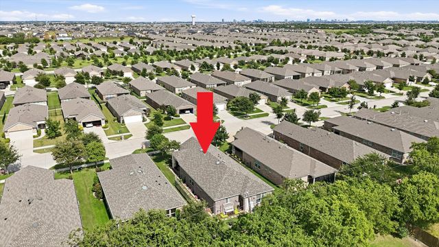 8915 Twin Pines Lane, Frisco, TX 75036