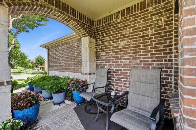 8915 Twin Pines Lane, Frisco, TX 75036