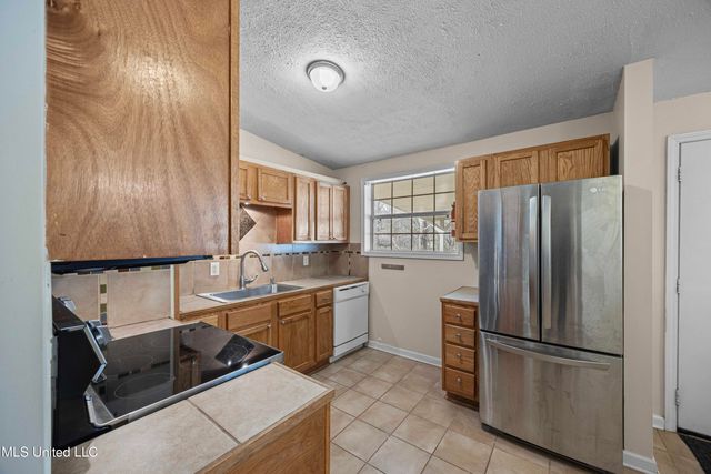 5517 Grafton Street, Jackson, MS 39206