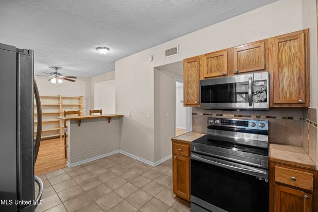 5517 Grafton Street, Jackson, MS 39206