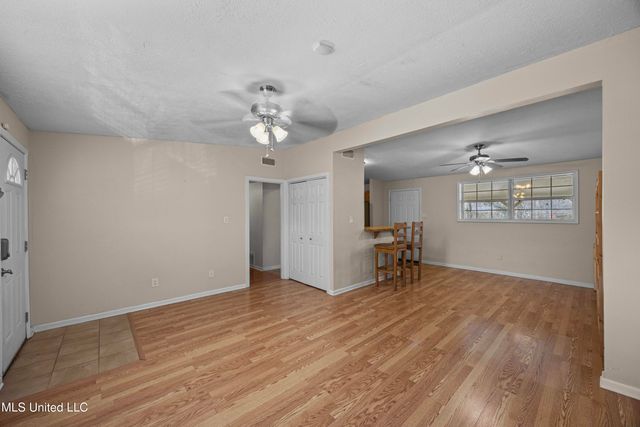 5517 Grafton Street, Jackson, MS 39206