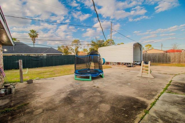 148 Fir St, Raceland, LA 70394