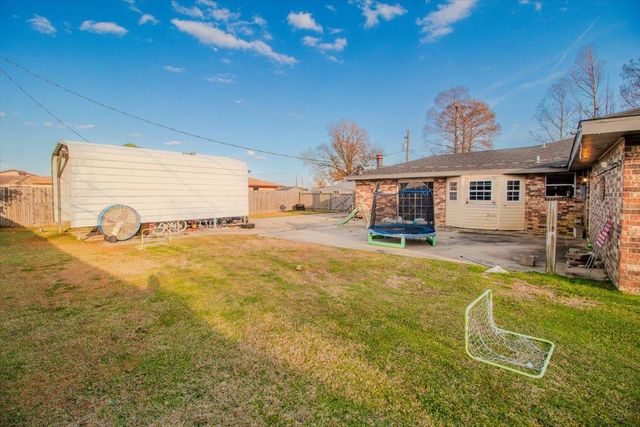 148 Fir St, Raceland, LA 70394