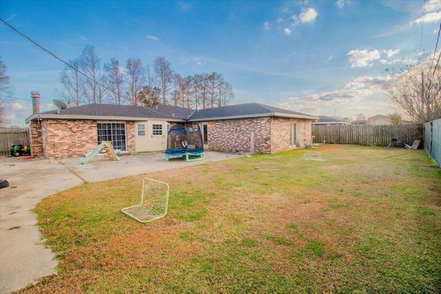 148 Fir St, Raceland, LA 70394