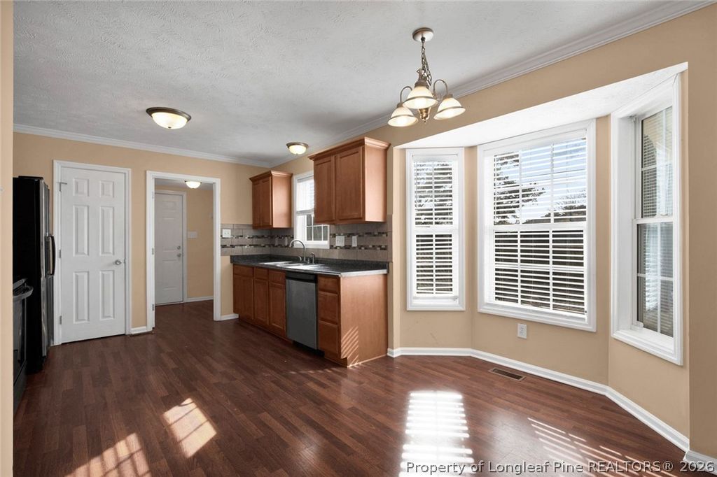 2460 Saltwood Drive, Fayetteville, NC 28306 — photo 6