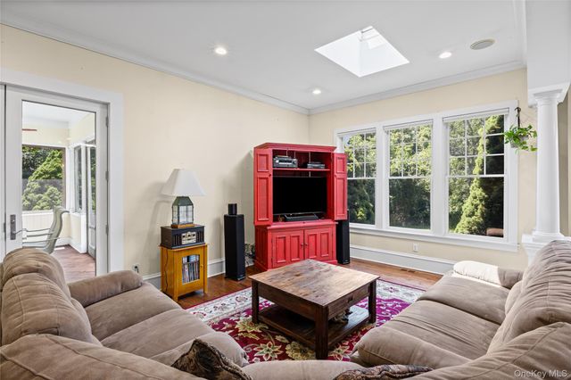 1492 Skunk Lane, Cutchogue, NY 11935
