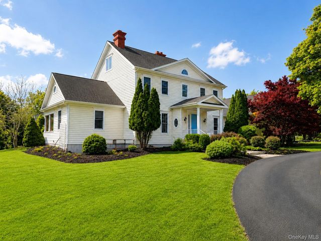 1492 Skunk Lane, Cutchogue, NY 11935