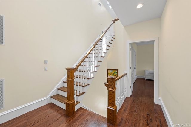 1492 Skunk Lane, Cutchogue, NY 11935