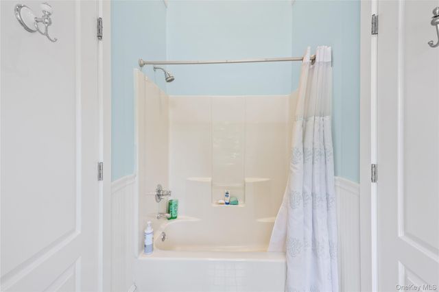 1492 Skunk Lane, Cutchogue, NY 11935