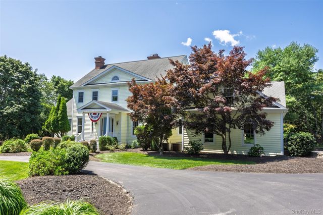 1492 Skunk Lane, Cutchogue, NY 11935