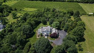 1492 Skunk Lane, Cutchogue, NY 11935