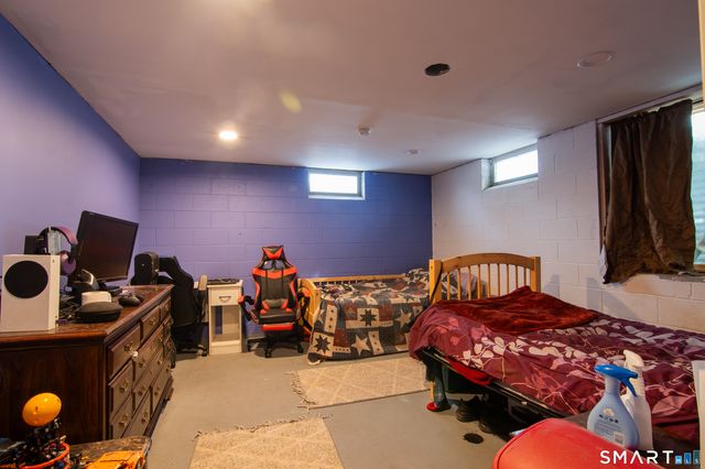 310 Roseland Park Road, Woodstock, CT 06281