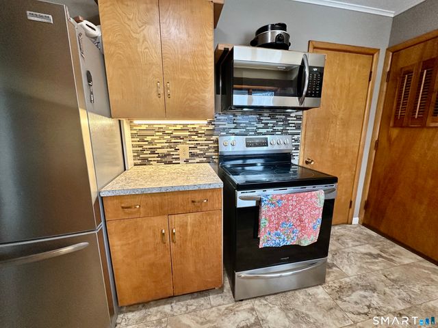 310 Roseland Park Road, Woodstock, CT 06281