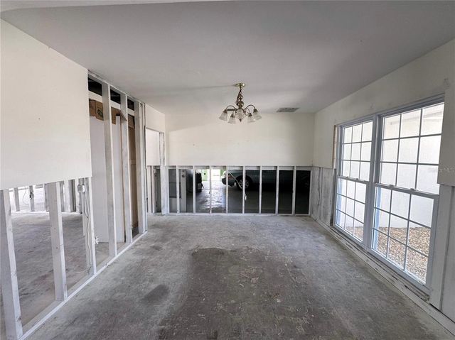 618 GLADSTONE LANE, Holmes Beach, FL 34217