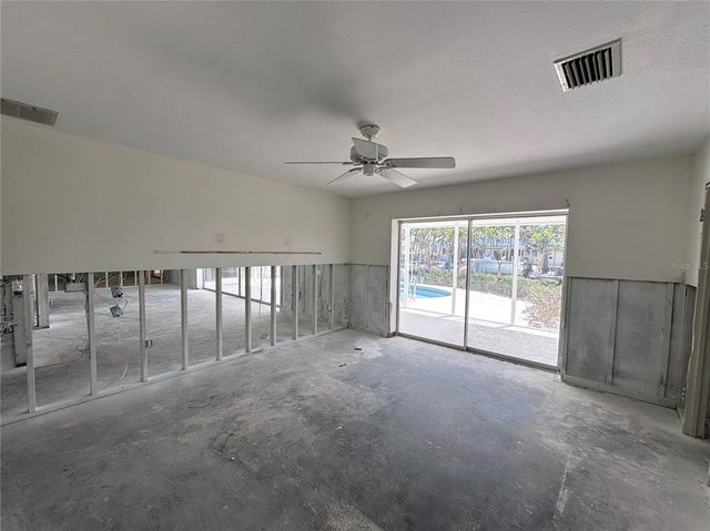 618 GLADSTONE LANE, Holmes Beach, FL 34217