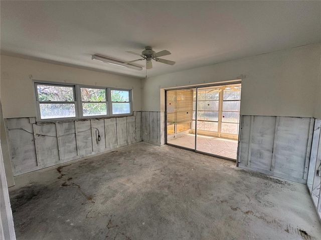 618 GLADSTONE LANE, Holmes Beach, FL 34217