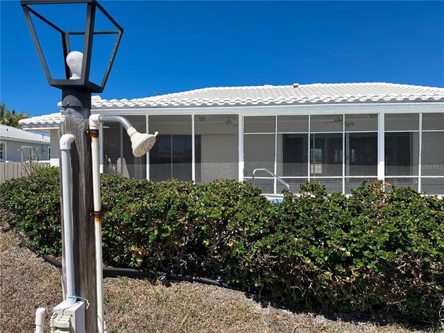 618 GLADSTONE LANE, Holmes Beach, FL 34217
